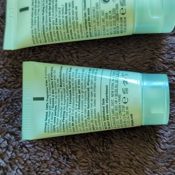 Clinique 7 day scrub cream & all about clean liquid facial soap mild, new - Picture 5 of 8